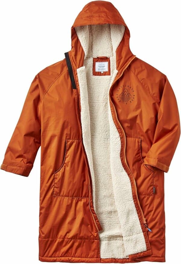 Win Two Passenger Changing Robes - Image 4