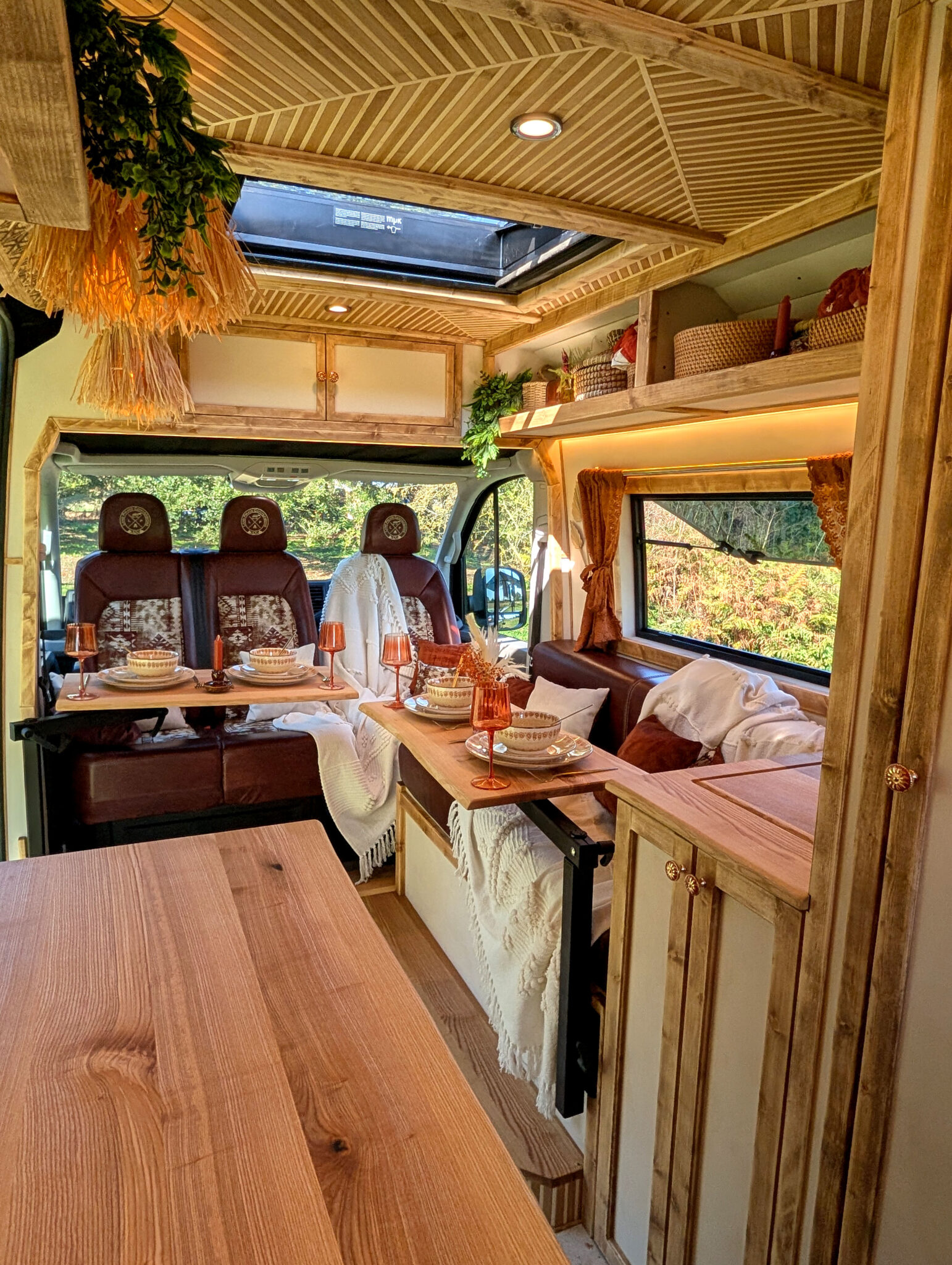 Win Tōnatiuh - The Ultimate 4-Berth Villa on wheels + £2000 cash! - Image 13