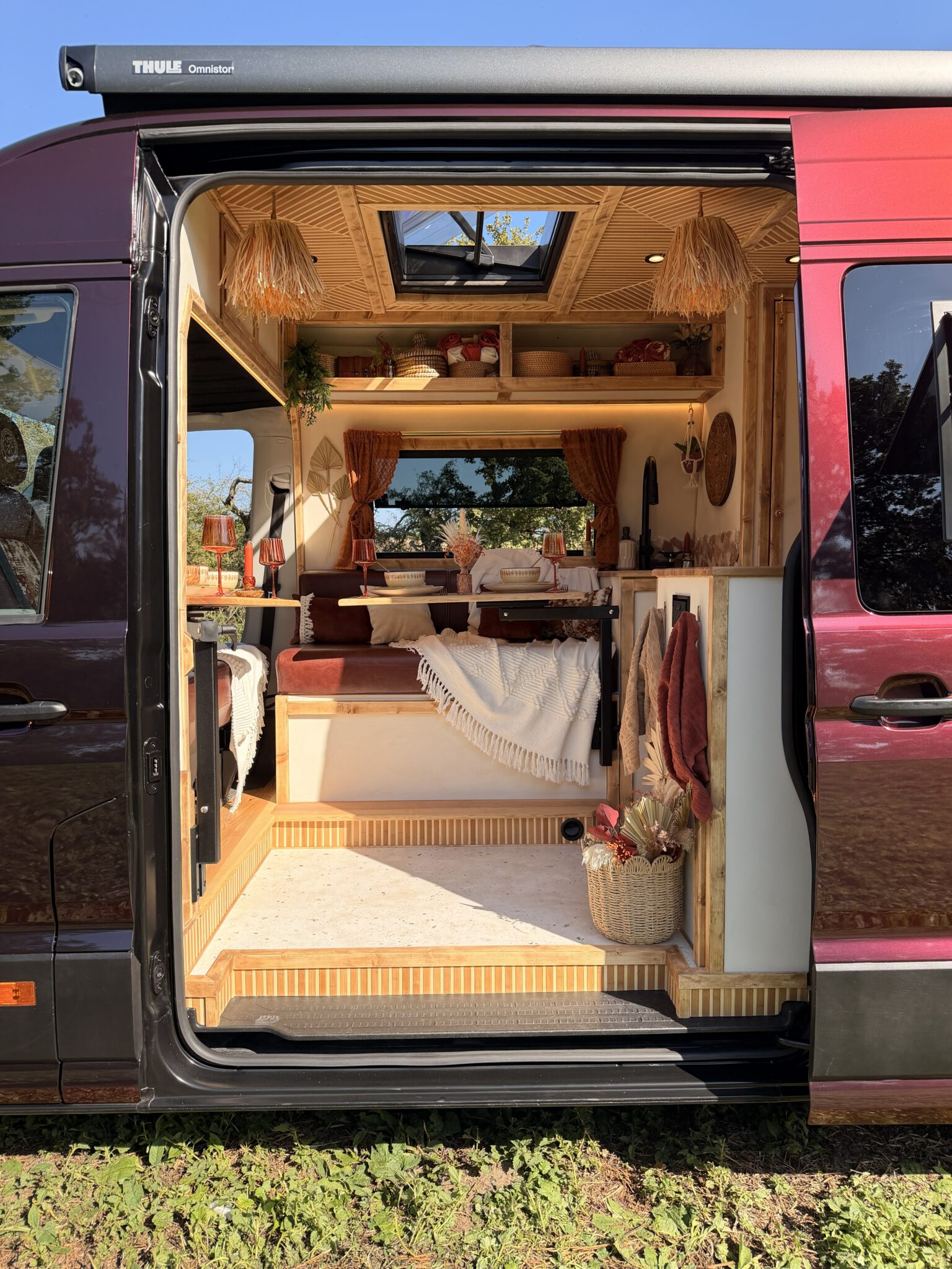 Win Tōnatiuh - The Ultimate 4-Berth Villa on wheels + £2000 cash! - Image 15