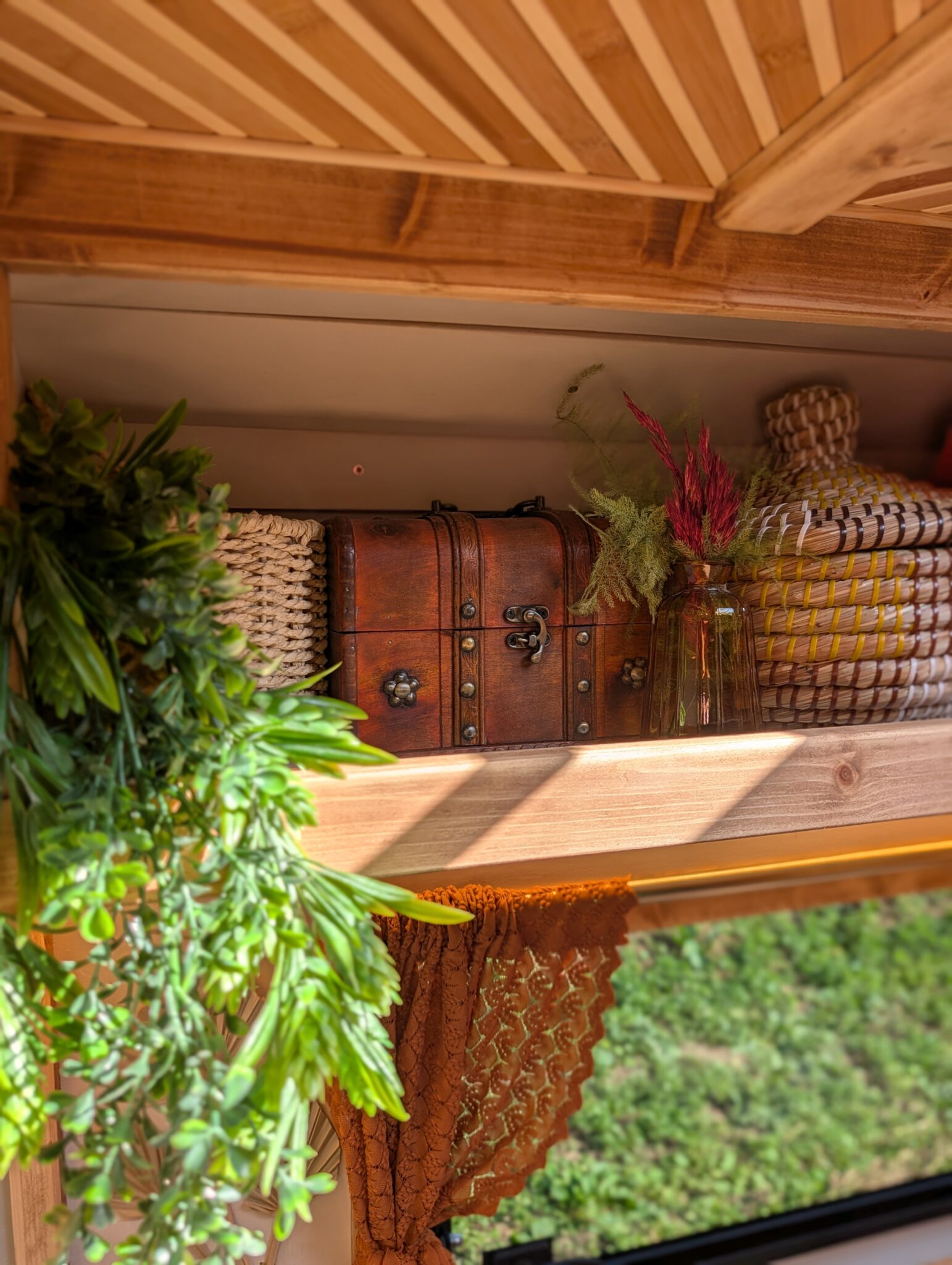 Win Tōnatiuh - The Ultimate 4-Berth Villa on wheels + £2000 cash! - Image 38