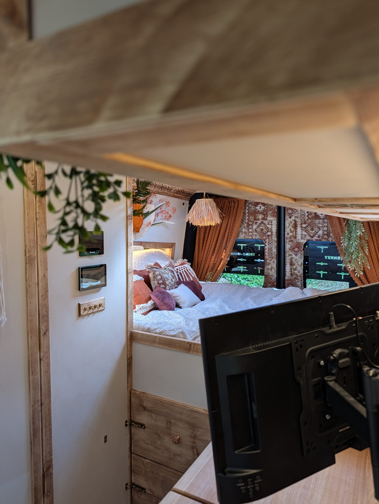 Win Tōnatiuh - The Ultimate 4-Berth Villa on wheels + £2000 cash! - Image 33